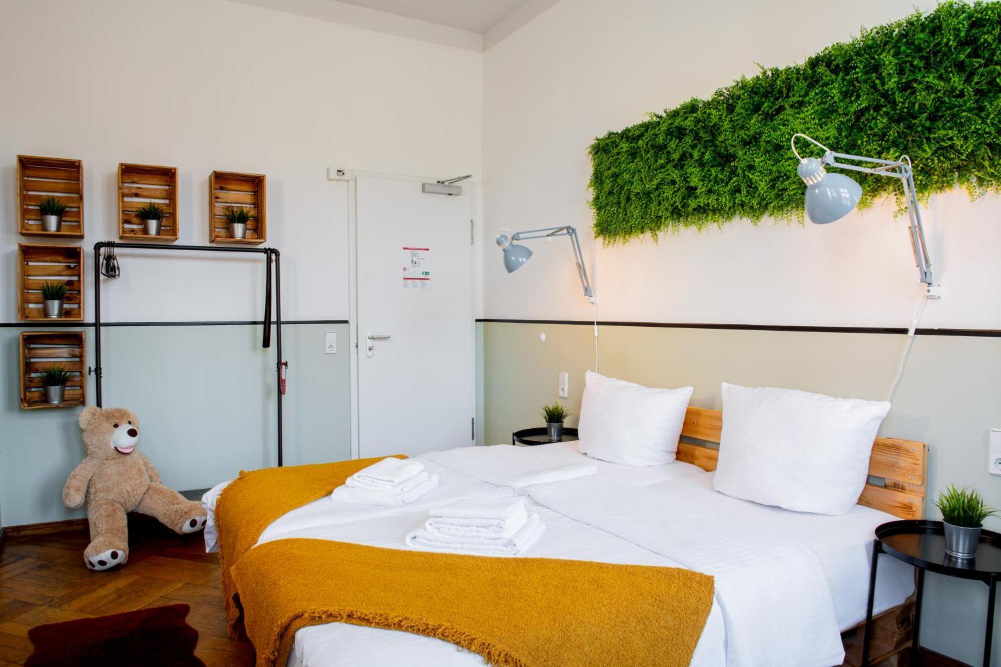 Hotel Alex *